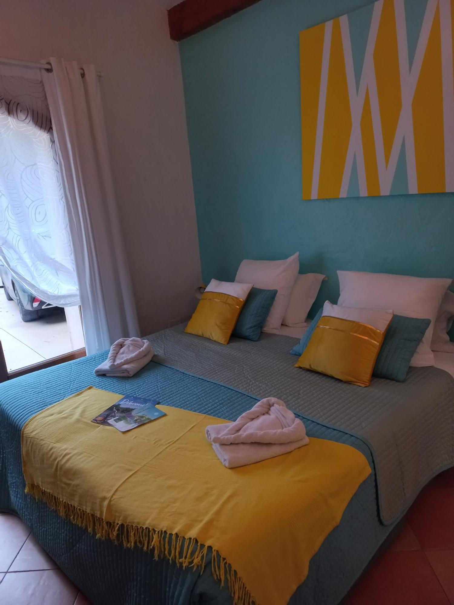 סן-מקסימין-לה-סנט-בום Villa Asunda B&B Spa & Sauna, Chambres D'Hotes מראה חיצוני תמונה