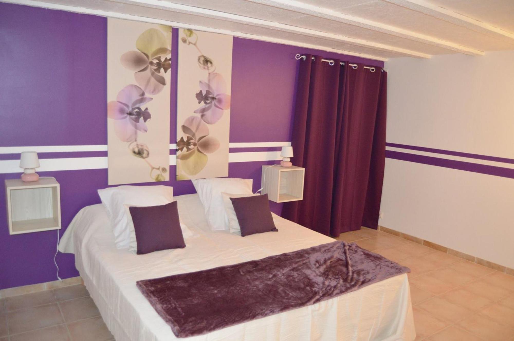 סן-מקסימין-לה-סנט-בום Villa Asunda B&B Spa & Sauna, Chambres D'Hotes מראה חיצוני תמונה