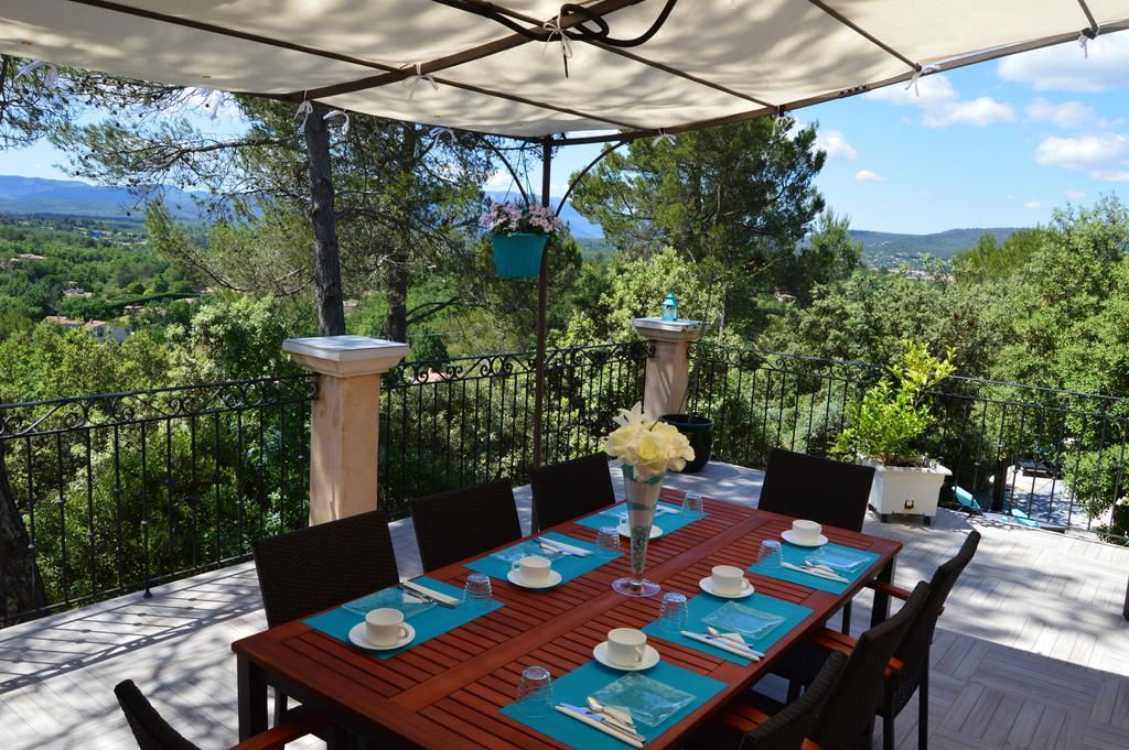 סן-מקסימין-לה-סנט-בום Villa Asunda B&B Spa & Sauna, Chambres D'Hotes מראה חיצוני תמונה